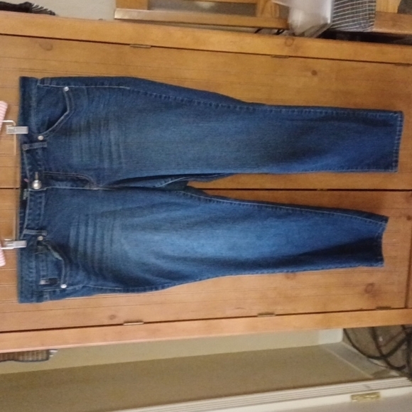 TORRID PLUS SIZE HIGH RISE DENIM JEANS - Picture 1 of 7